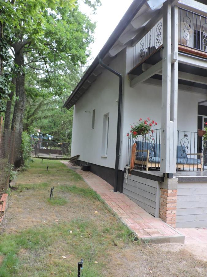 Szepezd Oak Villa Balatonszepezd Exterior photo